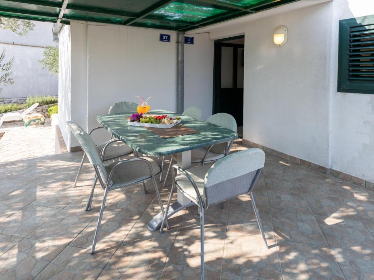 Holiday Home Dubra By Interhome Komarna Zewnętrze zdjęcie