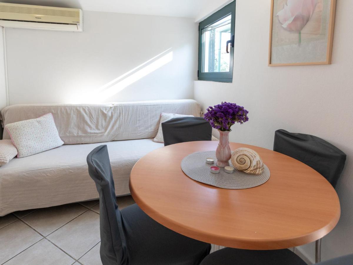 Holiday Home Dubra By Interhome Komarna Zewnętrze zdjęcie